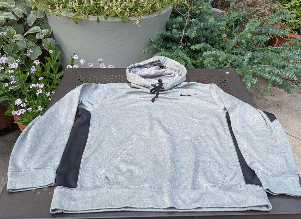Nike Therma-FIT Pullover Hoodie Men's Large Sweatshirt